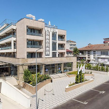 פרימורסקו Cinema Hotel מראה חיצוני תמונה