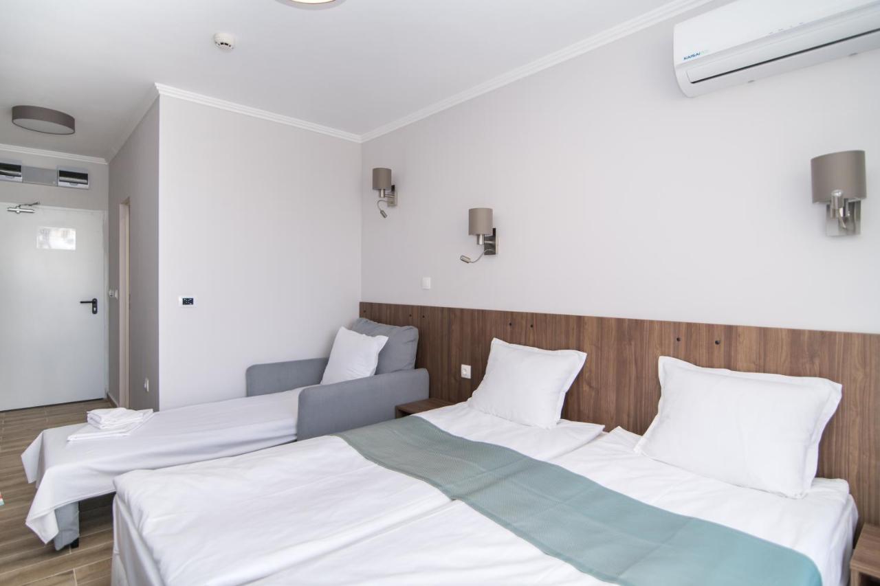 פרימורסקו Cinema Hotel מראה חיצוני תמונה