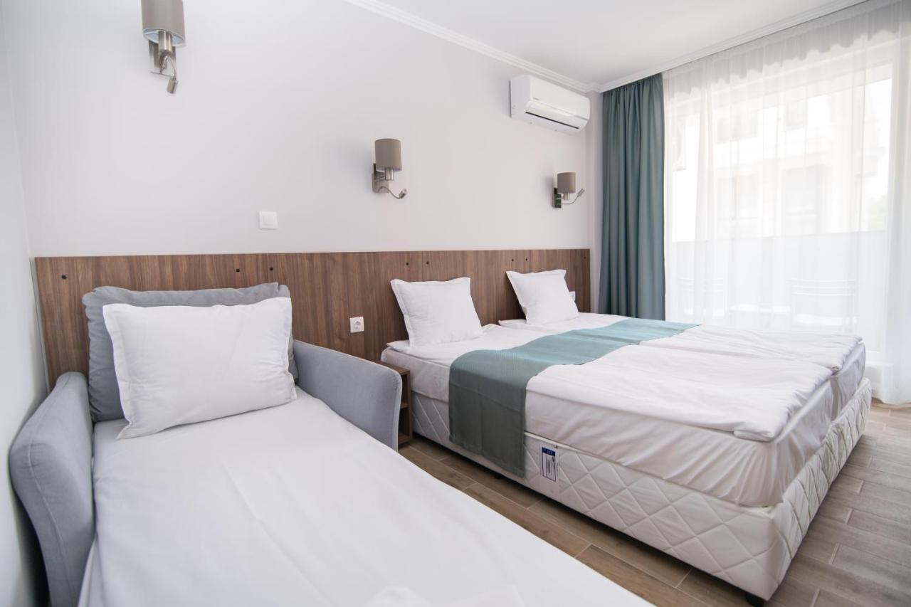 פרימורסקו Cinema Hotel מראה חיצוני תמונה